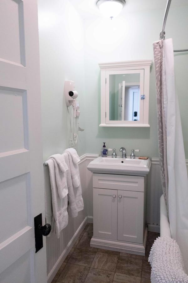 Sauerdough Lodging Seward Bagian luar foto
