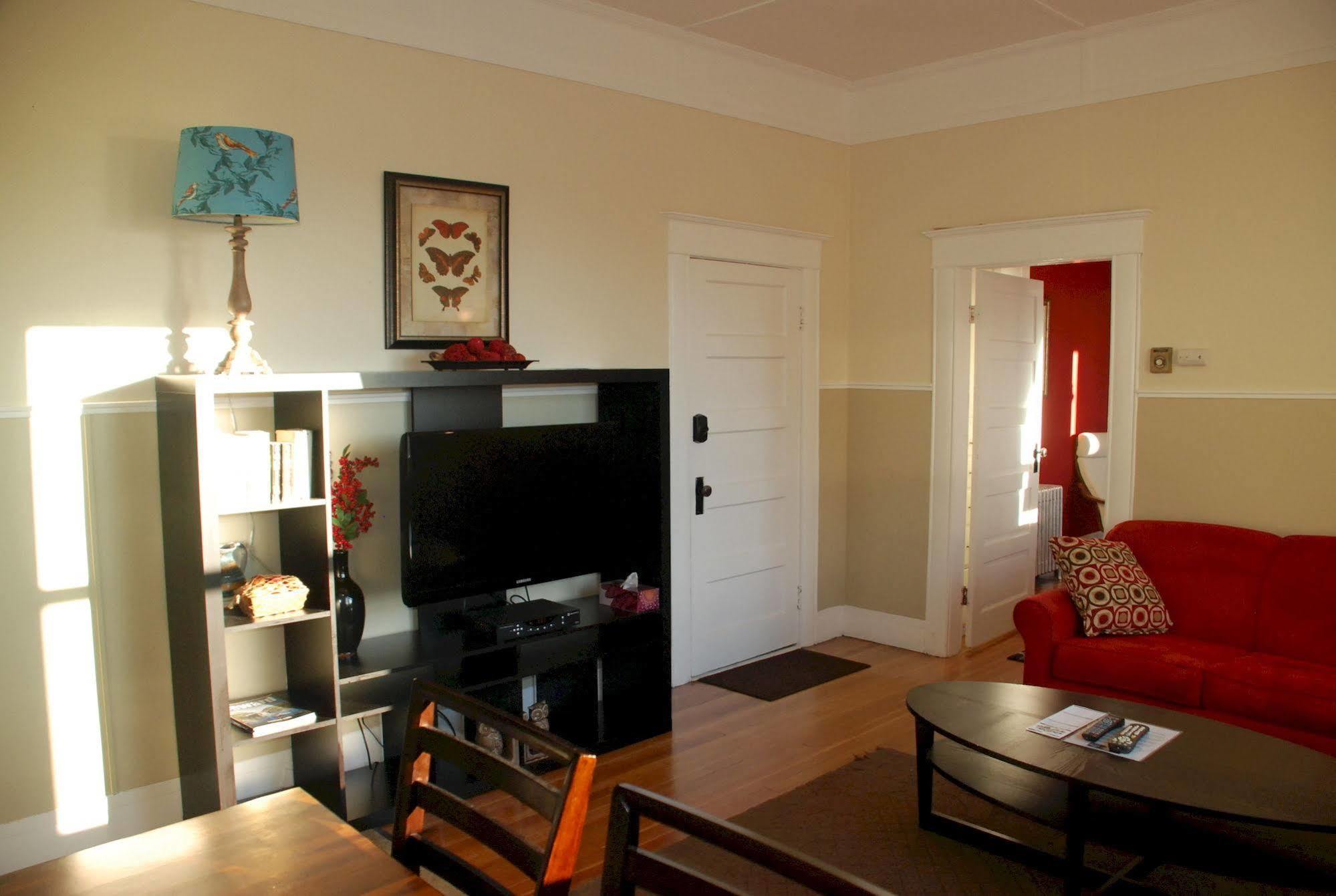 Sauerdough Lodging Seward Bagian luar foto